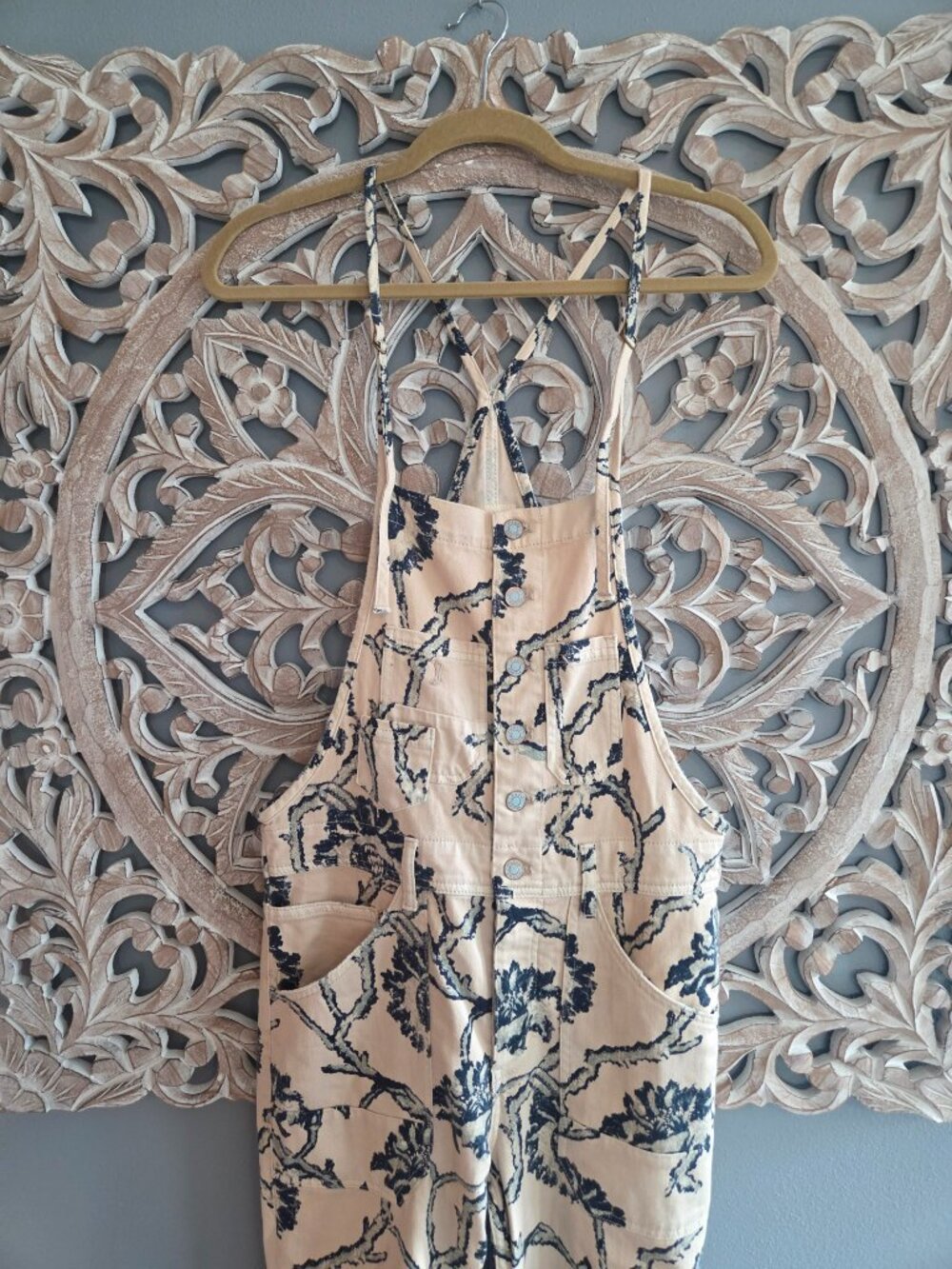 Anthropologie Pilcro The Painters Ivory / Blue Denim Overalls Size 28 - Picture 4 of 10